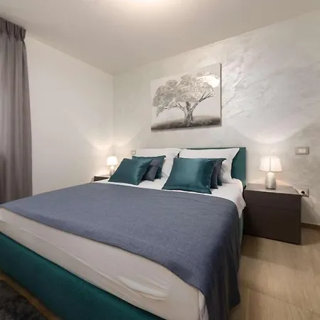 Villa Elena By Briskva