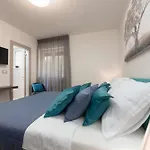 Вілла Elena By Briskva