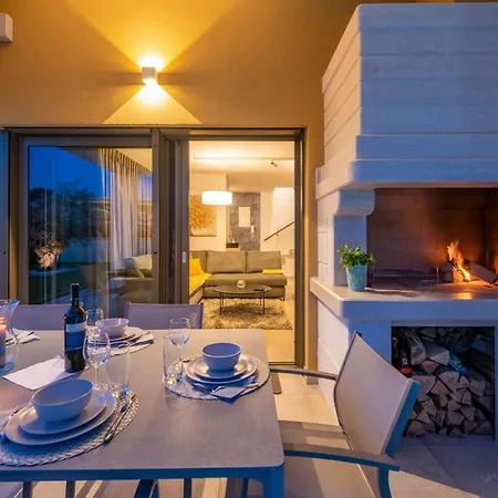 Villa Elena By Briskva