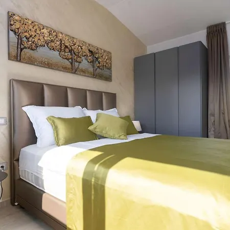 Elena By Briskva Villa