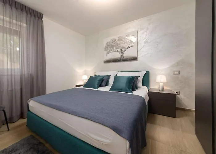 ヴィラ Elena By Briskva