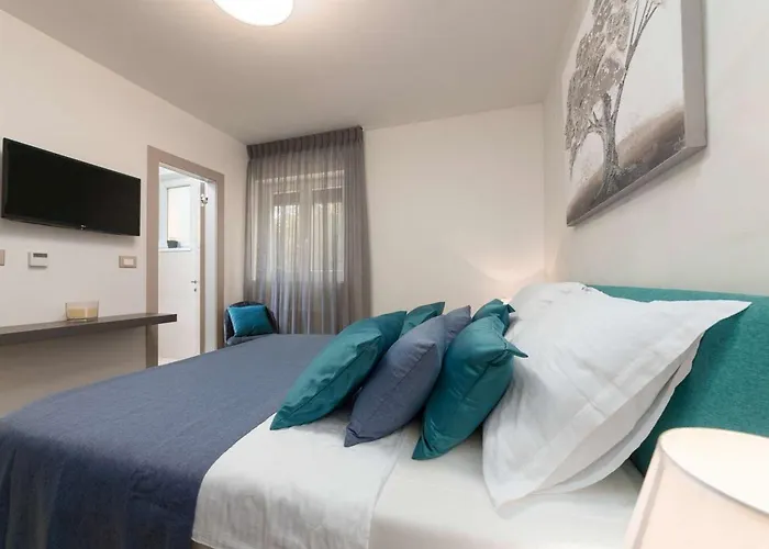 ヴィラ Elena By Briskva