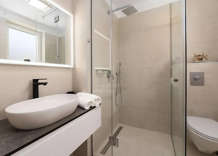 ヴィラ Elena By Briskva